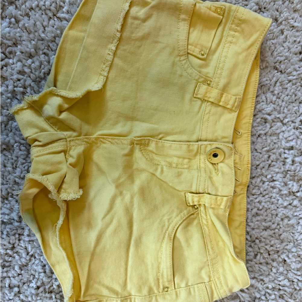 L.A. Idol Women's Bright Yellow Cargo Shorts